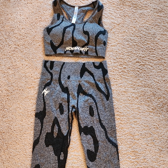 Pants - Novah Sport Gray and Black Activewear Set Size Small